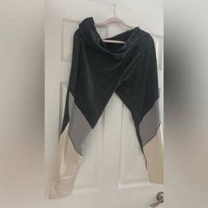 2x old navy leggings worn once so in great condition